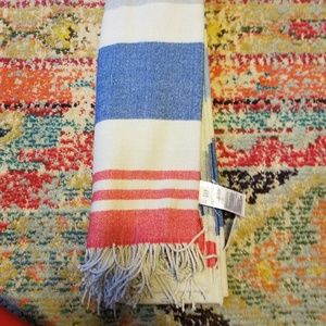 Gap Scarf